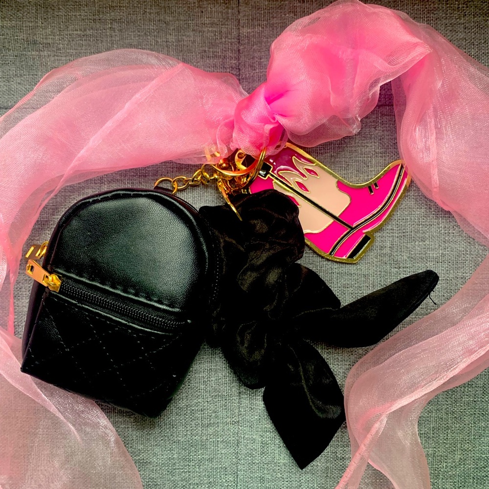 “Cowgirl” Bag Charm Set with Matching Twilly
